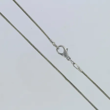 Käärme-kaulaketju, käytön jälkiä, pituus 40,5cm, metallia, 