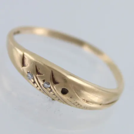 Viallinen timanttisormus 2xn.0.005ct, yksi kivi tippunut, käytön jälkiä, koko 19½, 585,  Paino: 2,1 g