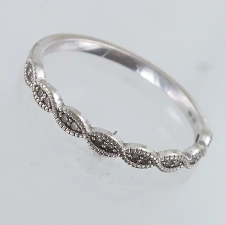 Timanttisormus 16xn.0.003ct, koko 16½, 585valkokulta,  Paino: 1,4 g
