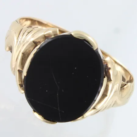 Kivisormus, kaiverrettu, kivi kulunut, käytön jälkiä, koko 20¾, 585br,  Paino: 4,5 g