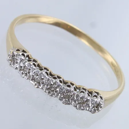 Timanttisormus 7xn.0.005ct, käytön jälkiä, koko 18¾, 585,  Paino: 1,6 g