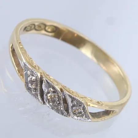 Timanttisormus 3xn.0.005ct, koko 16, 750,  Paino: 1,7 g