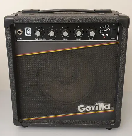 Vahvistin Gorilla TC-35, virtajohto