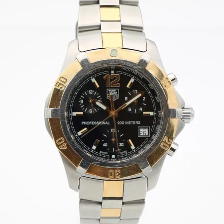 Teräsrannekello Tag Heuer Professional 200 meters, quartz, rungon Ø 40mm, ref. CN1152, hihnan pituus 205mm.