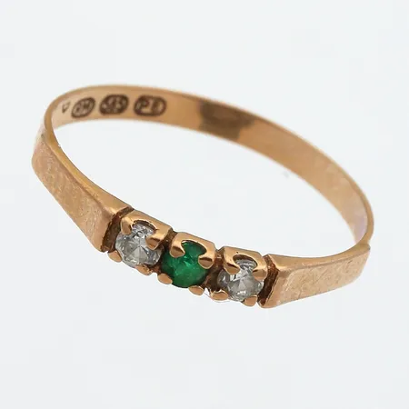 Kivisormus, koko 17¾, 585br, Paino: 0,9 g