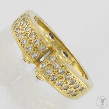 Kivisormus timanteilla 28xn.0.01ct, käytön jälkiä, koko 17¼, 750br,  Paino: 5,8 g