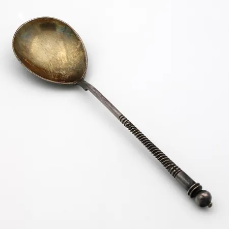 Tarjoilulusikka, pituus 157mm, 1800-luvun lopulta, 875 hopea,  Paino: 34 g