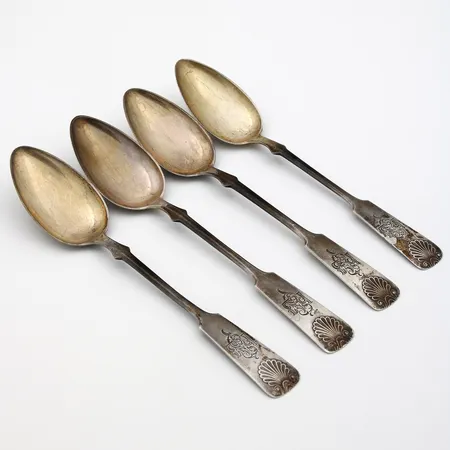 Neljä lusikkaa, kaiverrettu, Musla, pituus 178mm, vuodelta 1929, 813,  Paino: 132,7 g