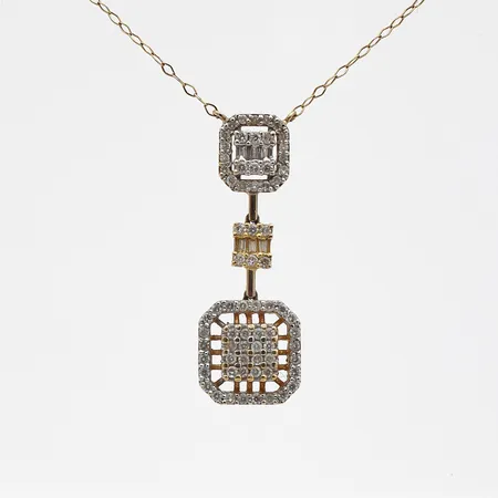 Timanttikaulakoru 12xn.0.01ct 58xn.0.005ct ja 6xn.0.02ct baguette hiontaisia, ketjun pituus 39cm, riipuksen korkeus 29mm, 585 kelta- ja valkokulta, Paino: 3 g