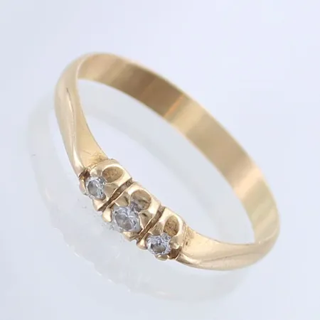 Viallinen timanttisormus 1xn.0.03ct ja 2xn.0.02ct, 585,  Paino: 2,3 g