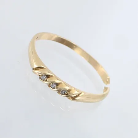 Viallinen timanttisormus 3xn.0.005ct, 585,  Paino: 1,2 g