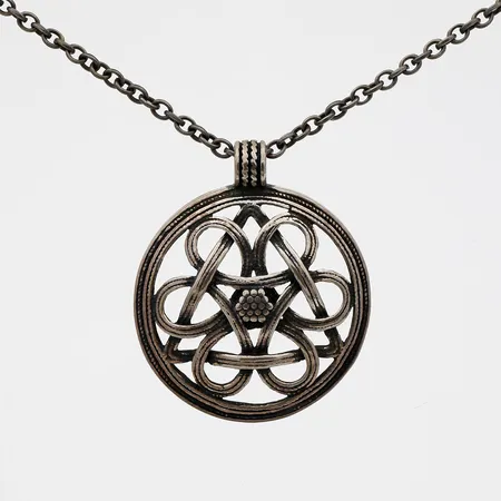 Kaulakoru, Kalevala Koru, ketjun pituus 61cm, riipuksen korkeus 33mm, 925,  Paino: 10,4 g