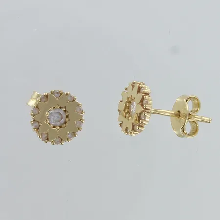 Kivikorvakorut, korkeus 7mm, 585br,  Paino: 1,6 g