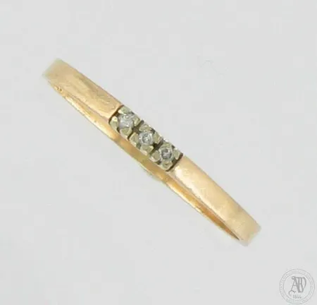 Timanttisormus 3xn.0.005ct, koko 18¾, 585,  Paino: 1,5 g
