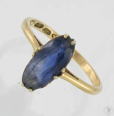 Kivisormus, koko 16¼, vuodelta 1943, 585br,  Paino: 1,6 g