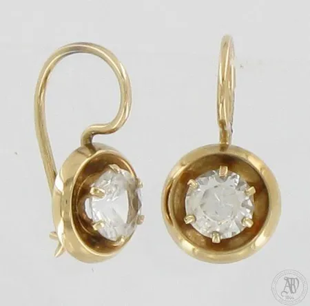 Kivikorvakorut, korkeus 15mm, 585br,  Paino: 1,5 g
