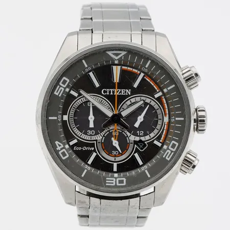 Teräsrannekello, Citizen, Eco-Drive, lasissa naarmuja, rungossa käytön jälkiä, quartz, rungon Ø 45mm, ref. B620-S107741, rannekeen pituus 190mm