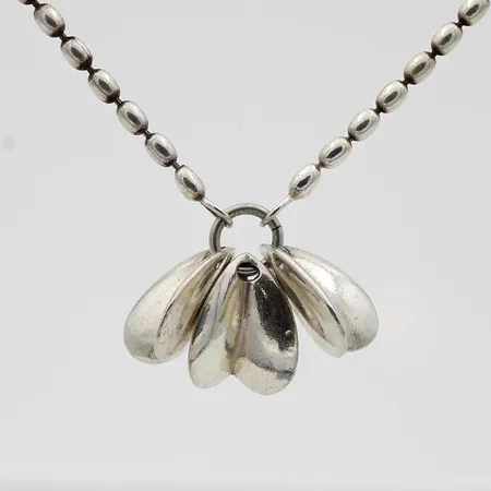 Kaulakoru, Kalevala Koru, Lemmikki, ketjun pituus 44cm, 925,  Paino: 13,6 g