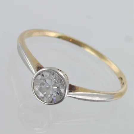 Timanttisormus 1xn0.57ct vanhahiontainen, koko 18¾, 750 kelta- ja valkokulta,  Paino: 2 g