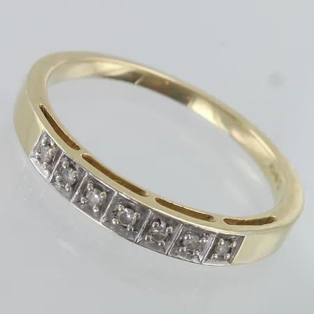 Timanttisormus 7xn.0.005ct, koko 19, 585,  Paino: 2,8 g