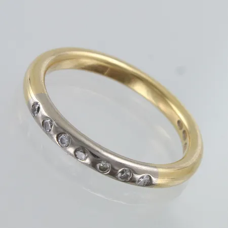 Timanttisormus 7xn0.03ct, koko 19¾, 750 kelta- ja valkokulta,  Paino: 6,1 g
