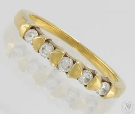 Timanttisormus 5xn.0.04ct, koko 17, 750,   Paino: 3,1 g