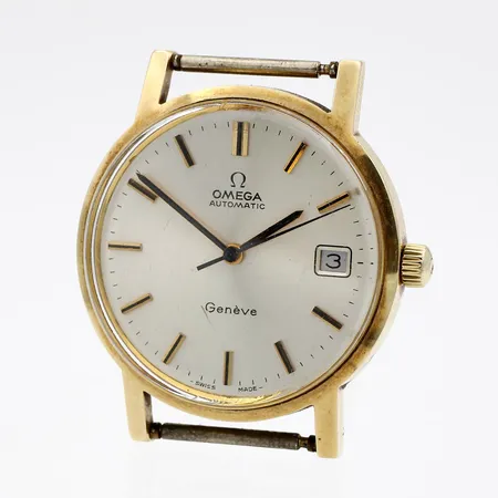 Kultarannekello Omega Automatic Geneve, cal.1012, Ø 34mm, kaiverrettu, pleksilasissa naarmuja, ei käy, hihna puuttuu.