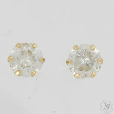 Kivikorvakorut, Ø 7mm, 585br,  Paino: 1,4 g
