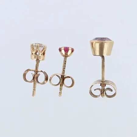 Kolme kivikorvakoru, Ø 3,7-5,8mm, 585br,  Paino: 1,3 g