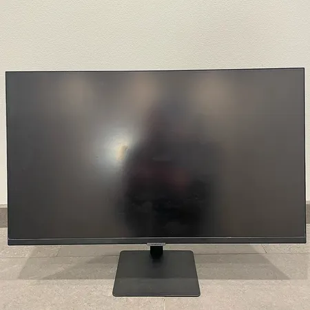 Samsung Smart Monitor M7 LS32AM704, 32" älynäyttö. Ei lähetetä