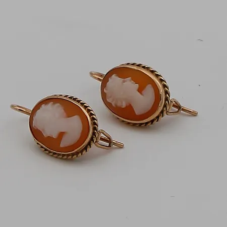 Camee-korvakorut, korkeus 20mm, 585br,  Paino: 2,7 g