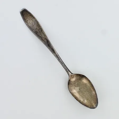 Kahvilusikka, Matta, kaiverrettu, käytön jälkiä, pituus 115mm, 813h,  Paino: 7,1 g