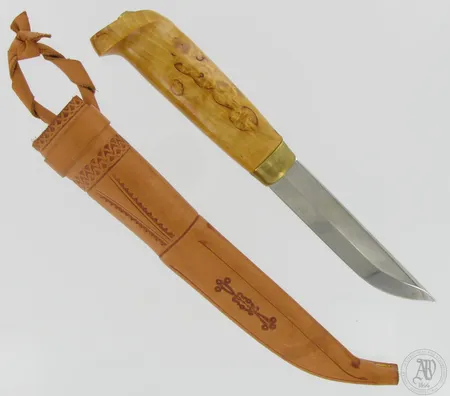 Puukko, Kauhavan puukkopaja Finland, kaiverrettu, terä 105mm, 