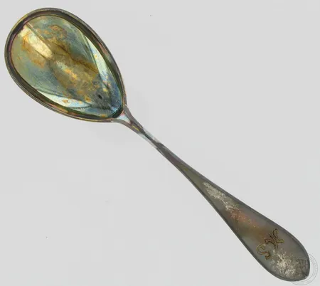 Lusikka, Sileä, pituus 175mm, kaiverrettu, 813,  Paino: 28,7 g