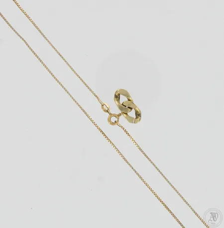 Viallisia koruja, 585,  Paino: 3,7 g