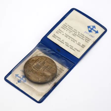 Juhlaraha, Suomen itsenäisyyden kunniaksi 1917-1967, nimellisarvo 10mk, 900,  Paino: 23,9 g
