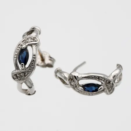Kivikorvakorut timanteilla 4xn.0.005ct, korkeus 16mm, toinen tausta puuttuu, 585br valkokulta,  Paino: 2 g