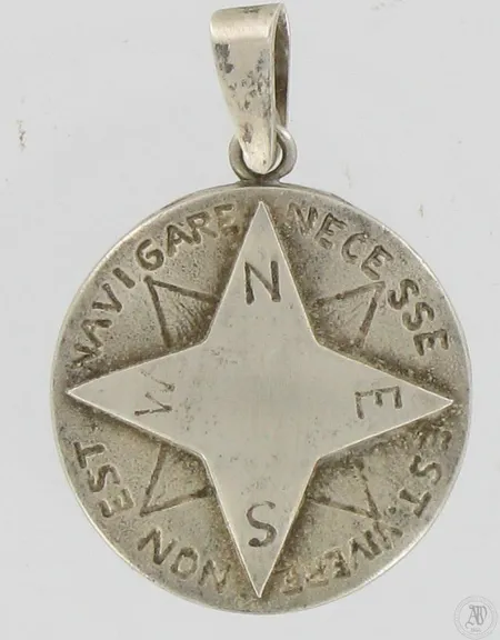 Navi-riipus, korkeus 40mm, leveys 25mm, 925,  Paino: 8,5 g