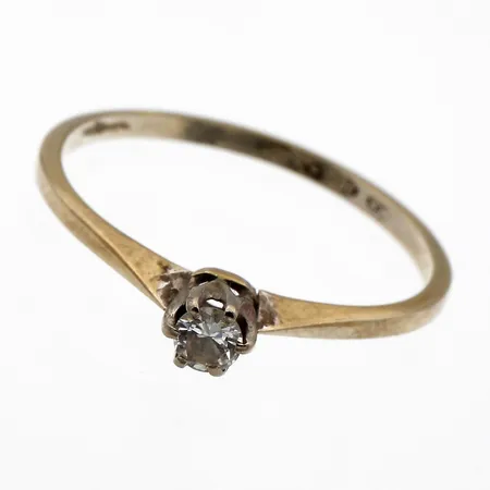 Timanttisormus 1xn.0.07ct, rungossa murtuma, koko 16½, 750 valkokulta,  Paino: 1,1 g
