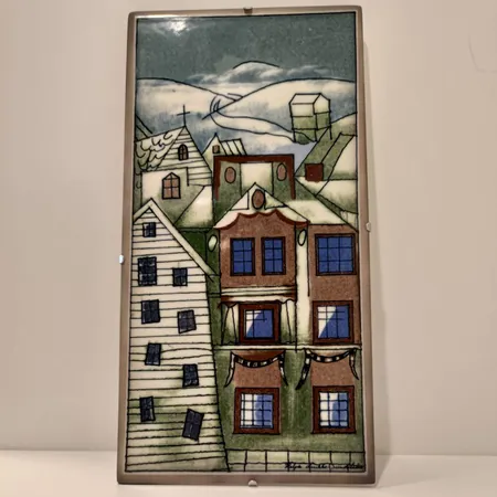 Seinälautanen, Heljä Liukko-Sundström, Heikinkylä (triptyykki 1/3), Arabia, korkeus 35.5cm, 