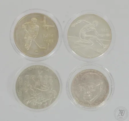 Neljä juhlarahaa: Kalevala 1835-1985, MM 1983, MM 1982, Urho Kekkonen, 50 mk/ juhlaraha, 500,  Paino: 85 g