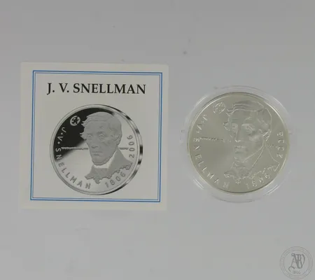 Hopeinen juhlaraha, J.V.Snellman, 10 euroa, 925,  Paino: 25,5 g