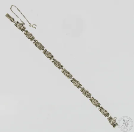 Kiviranneketju, osa kivistä puuttuu, pituus 180mm, 800br,  Paino: 12,5 g
