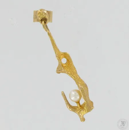 Pariton helmikorvakoru, korkeus 42mm, 585br,  Paino: 3,3 g