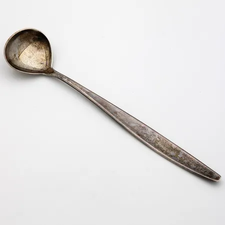 Hillolusikka, pituus 152mm, 830,  Paino: 18,8 g