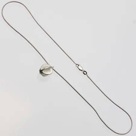 Kaulakoru Kalevala Koru, Lumikukka, ketjun pituus 42cm, riipuksen korkeus 20mm, 925, Paino: 7,8 g