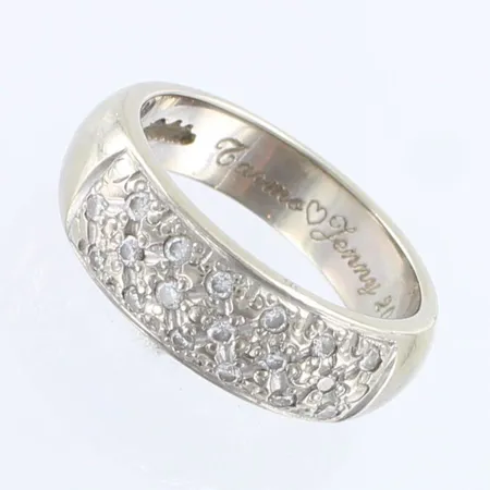 Timanttisormus 18xn.0.02ct, kaiverrettu, koko 17½, Silván, 585 valkokulta,  Paino: 8,4 g