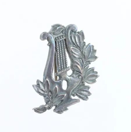 Rintaneula, korkeus 25mm, 830,  Paino: 4,6 g