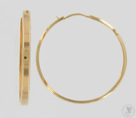 Kivikorvakorut, korkeus 28mm, 585br,  Paino: 1,9 g