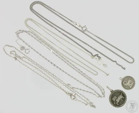 Viallisia koruja, 830-925,  Paino: 12,8 g